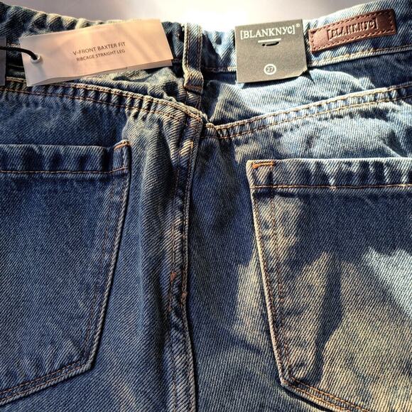 NWT - Blank NYC Med-Wash In My Head Baxter Ribcage V-Front Straight Leg Jeans 27 - Picture 4 of 6